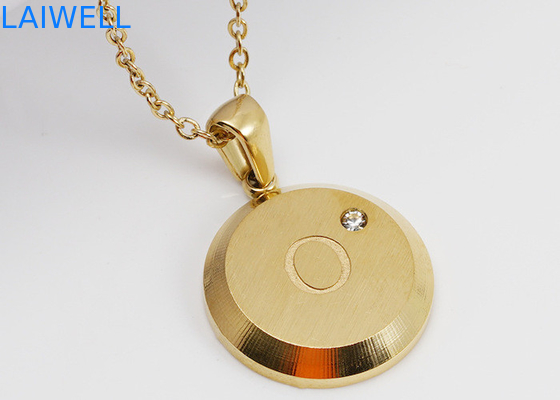 Joias de design de luxo moderno 18*18MM 18K de ouro revestido de carta de aço inoxidável Pendentes com zircão