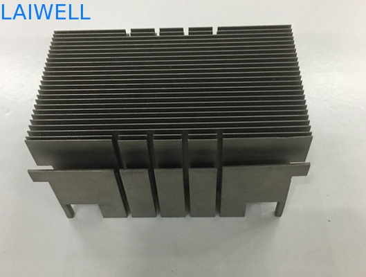 Metal de alumínio do CNC 6062 do tamanho feito sob encomenda que carimba o refrigerador do processador central de Grey Electric