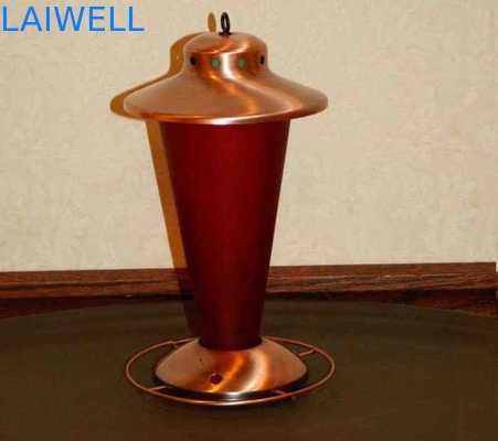 A casa que pendura alimentadores decorativos pintados do pássaro do metal oxida resistência