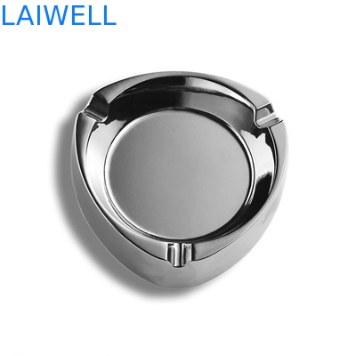 O cinzeiro de lustro de prata moderno do bolso do metal de 83mm níquel livre