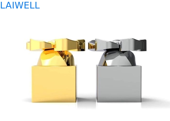Tampões de garrafa de chapeamento de prata do perfume com o laser que grava o logotipo