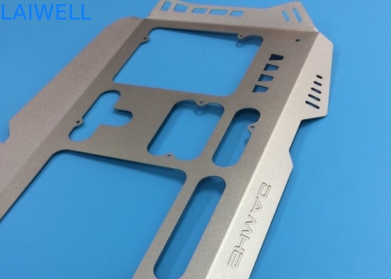 Painel de teclado de alumínio de estampação de metal CNC de precisão com acabamento anodizante para painel de computador e design e desempenho