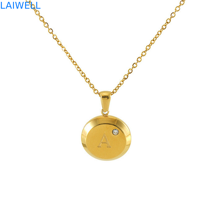 Joias de design de luxo moderno 18*18MM 18K de ouro revestido de carta de aço inoxidável Pendentes com zircão