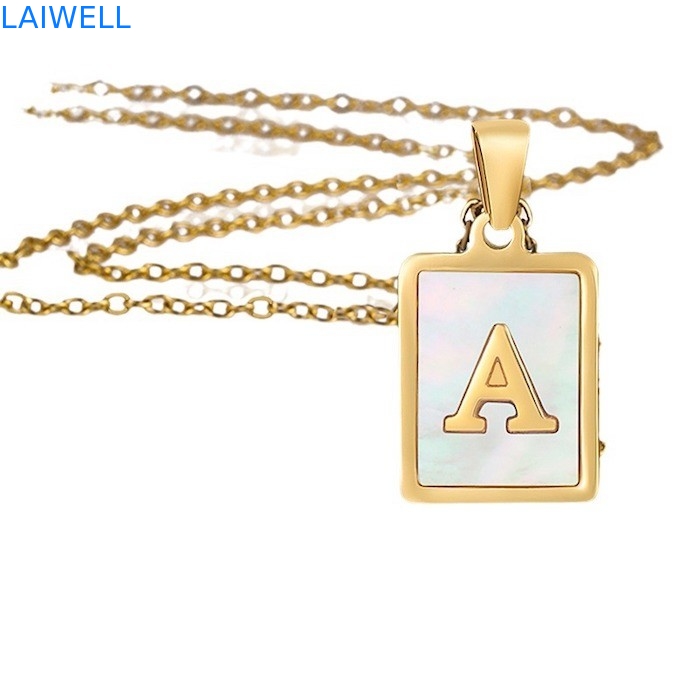 Simples 15 * 12MM de aço inoxidável 3D Coleção de letras de concha colar de titânio de aço 26 letras pendentes de mulheres