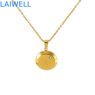 Joias de design de luxo moderno 18*18MM 18K de ouro revestido de carta de aço inoxidável Pendentes com zircão