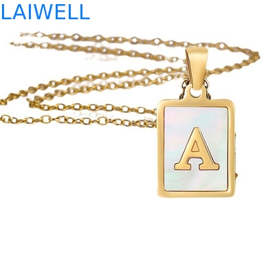 Simples 15 * 12MM de aço inoxidável 3D Coleção de letras de concha colar de titânio de aço 26 letras pendentes de mulheres