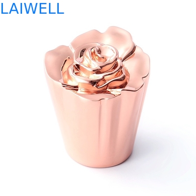 Design moderno e luxuoso, banhado a ouro, liga de zinco fundido sob pressão, tampas de frascos de perfume exclusivas, adequadas para a maioria dos frascos, conforme design solicitado